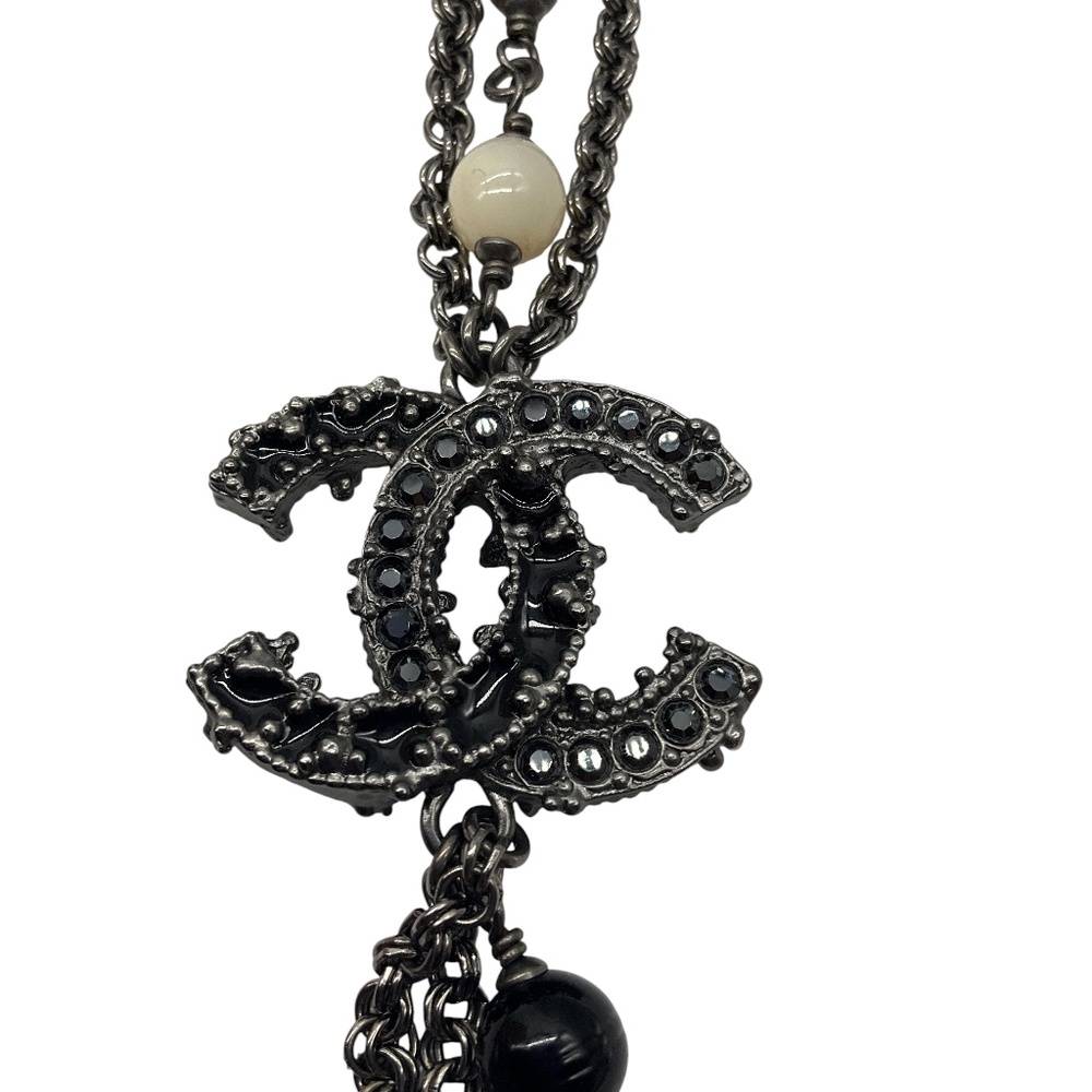 CHANEL 2012 STRASS CC LOGO PENDANT BLACK BEADS AND PEARLS MULTI STRAND CHAIN NEC - Picture 4 of 5